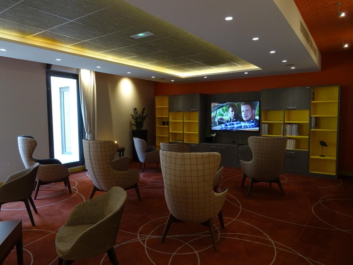 Domitys L'Art Du Temps Aparthotel Besançon Buitenkant foto